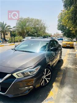 Nissan Maxima